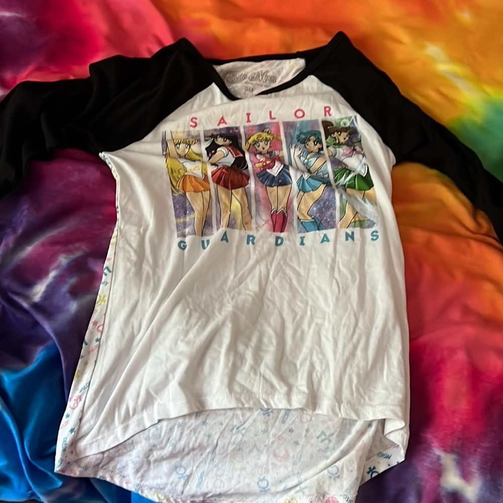 Sailor moon tee